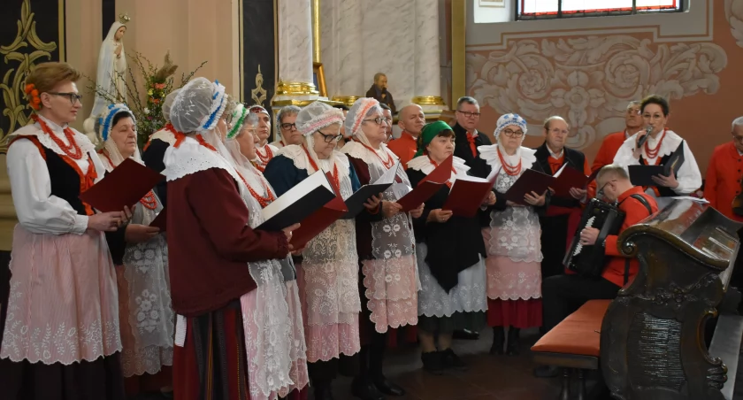 Koncert pasyjny w Sanktuarium Krzyża Świętego w Kcyni 