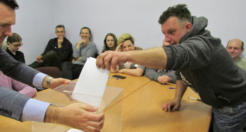Reelekcja Za Torami. Podsumowania i plany