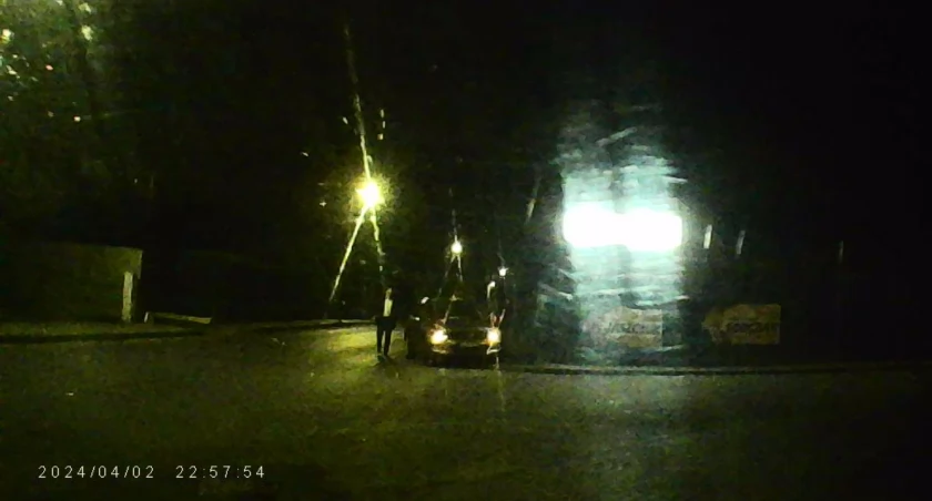 Burmistrzowie Janowca zdjęli pod osłoną nocy rolnicze banery (film)
