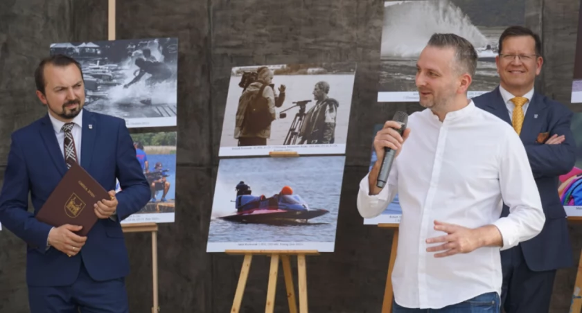 Tomasz Myszkowski pokazał, jak zatrzymuje w kadrach motorowodne emocje (wideo + zdjęcia)