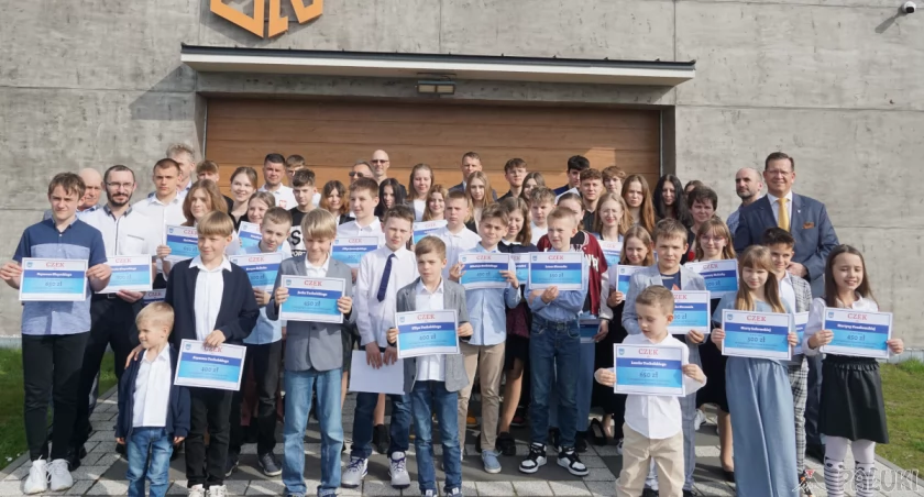 55 zawodników i 6 trenerów nagrodzonych przez burmistrza Żnina. W puli 36.000 zł (zdjęcia)