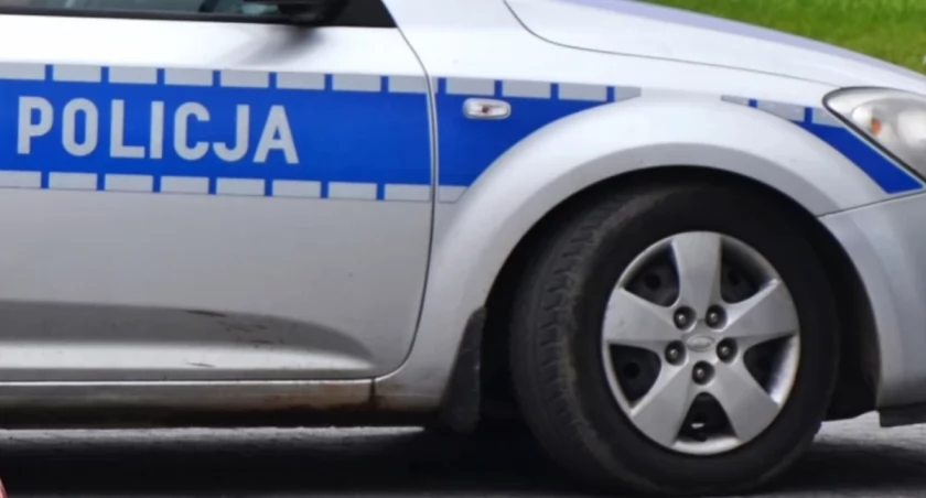 Nie zapięła pasów i kierowała po alkoholu