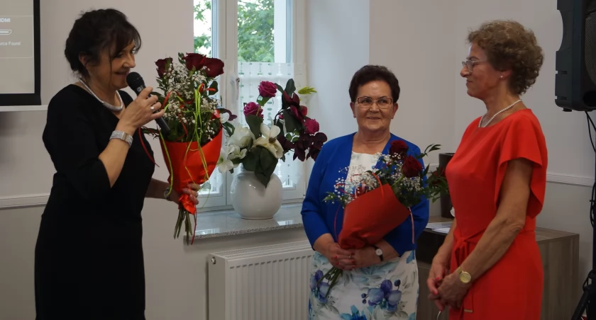 Wykładem o zasadach savoir-vivre zakończyli rok akademicki 2023/2024. Studenci UTW z Kcyni udają się na wakacje