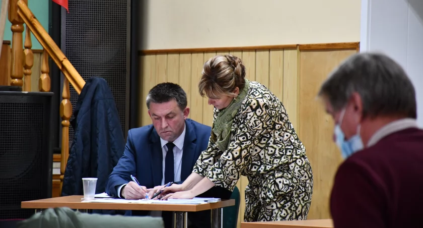 Prawie 5 mln zł deficytu budżetowego w Rogowie