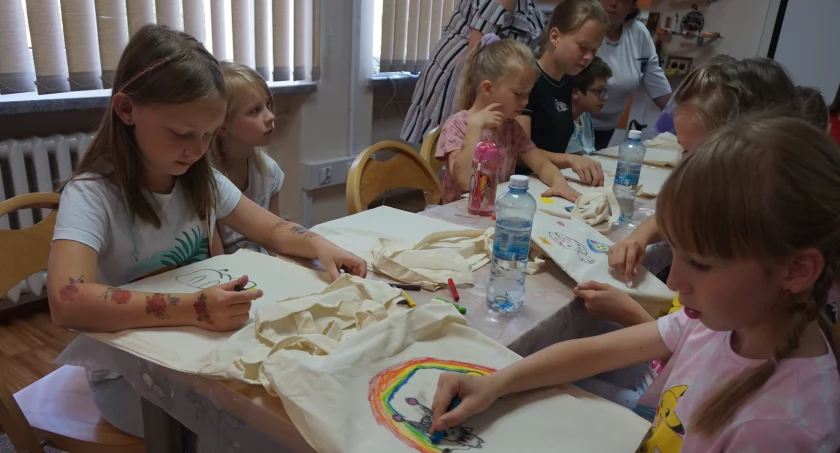 Wakacyjne eko-torby już gotowe. Zapisy na Małego Jubilera, Kota Paplę i inne (fotogaleria)