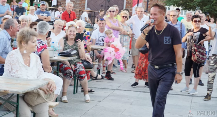 Jacek Silski flirtował ze żnińską publicznością