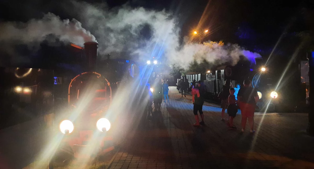 Magiczna noc z zabytkowymi parowozami w Wenecji