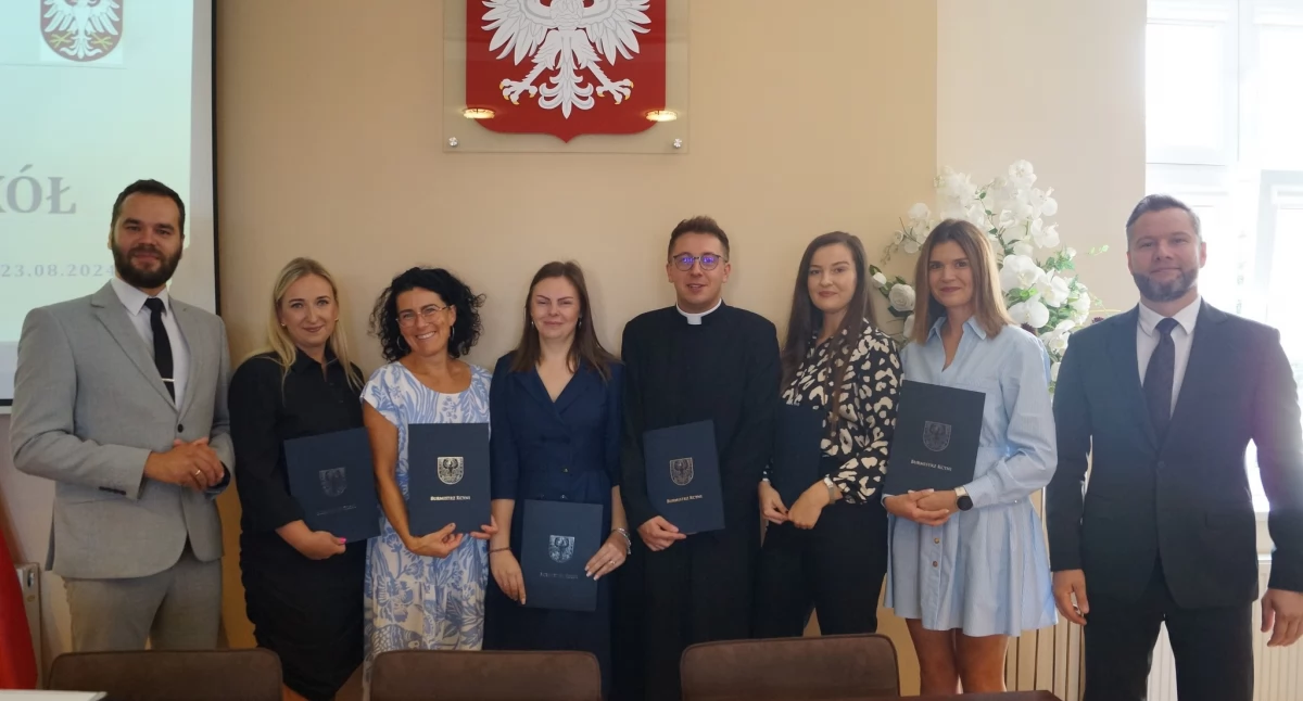 Awanse sześciorga nauczycieli - wszystkie egzaminy zakończyły się pozytywnie