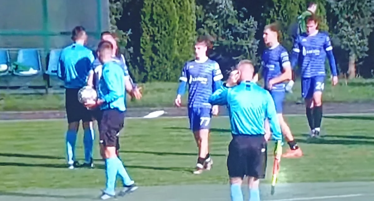 Noteć Łabiszyn z trzema punktami; w meczu padło siedem bramek 