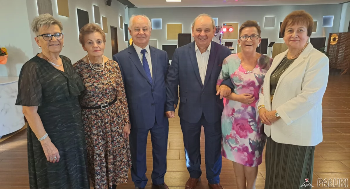 Żnińscy emeryci świętują Dzień Seniora. Razem z nimi bawi się koło z Janowca Wielkopolskiego (film + fotogaleria)