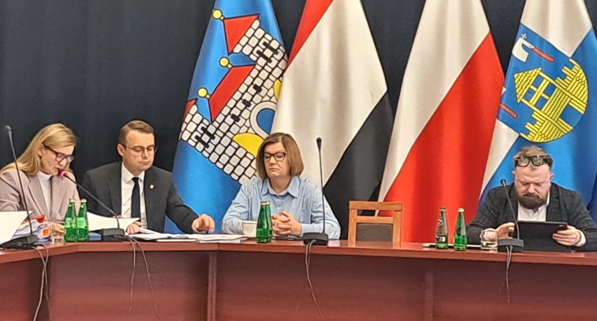 Od nieruchomości o 1,5%, transportowy o 1%, rolny bez zmian