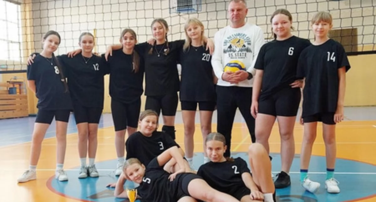 Dziewczęta z Kowalewa są mistrzyniami szubińskiej gminy