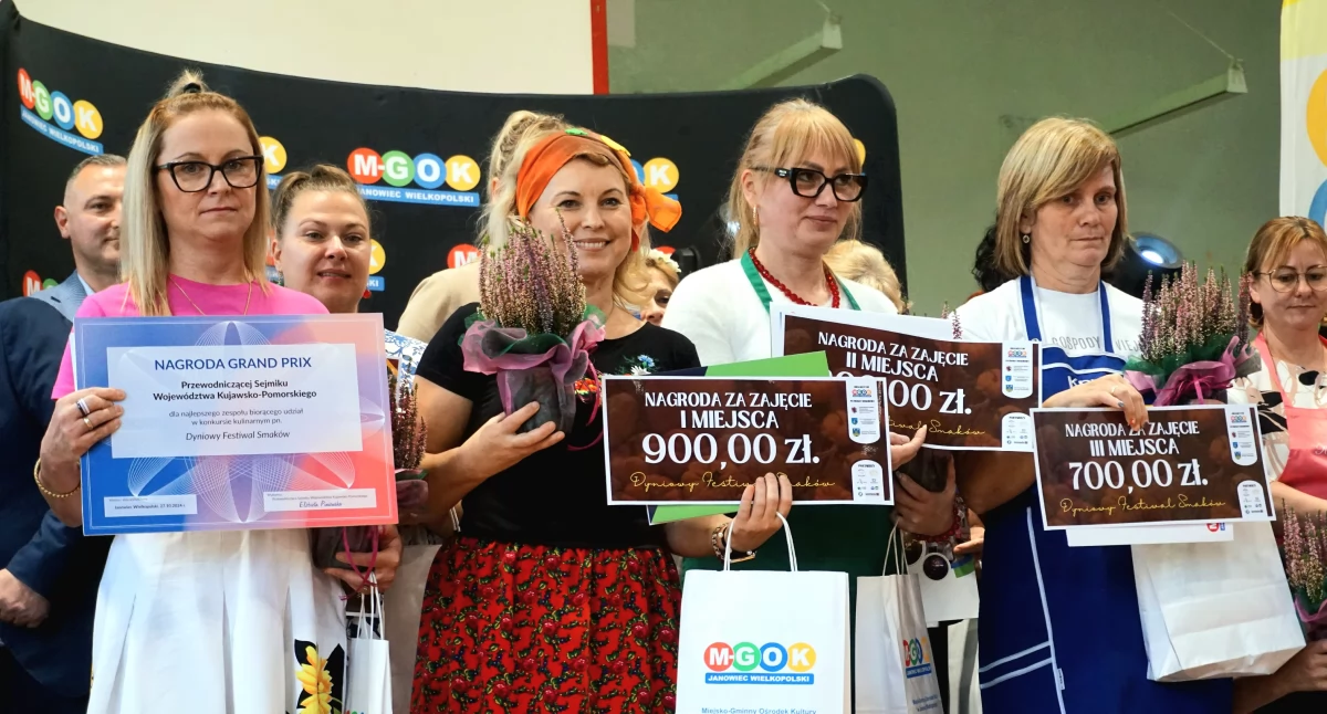  Pierwszy Dyniowy Festiwal Smaków w Janowcu Wlkp. przeszedł do historii. KGW spisały się na medal (fotogaleria)