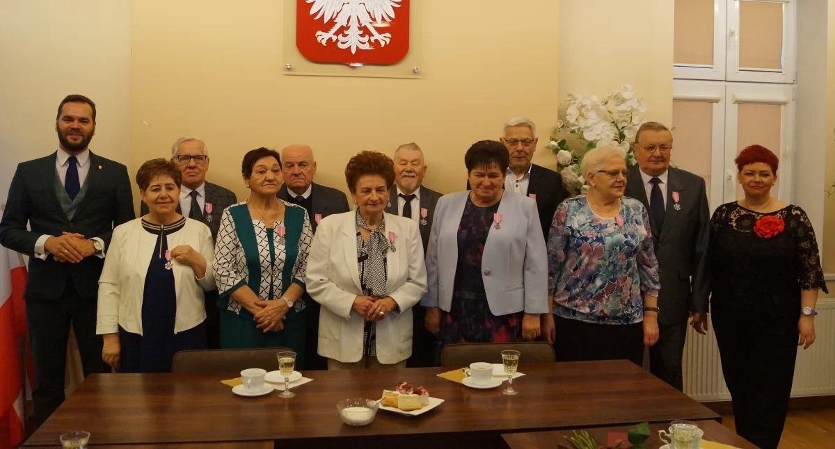 Jubileusze długoletniego pożycia małżeńskiego w Kcyni - zaufanie i rozmowa receptą na wiele lat razem