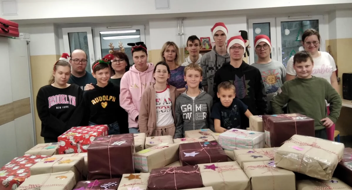 39 szlachetnych paczek od ZSS dla seniorów
