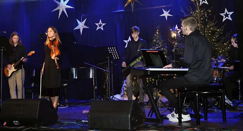 Koncert Kolęd i Pastorałek Artyści Szubińskiego Domu Kultury i Goście 