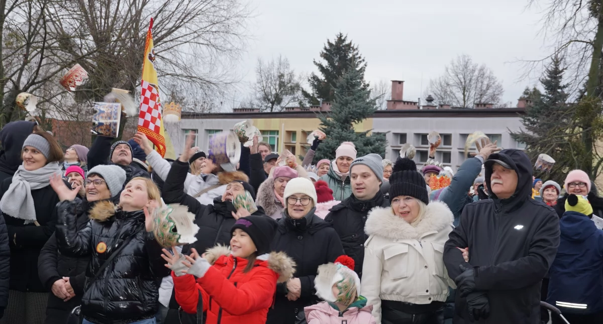 Orszak Trzech Króli i koncert zespołu Sanctus w Barcinie