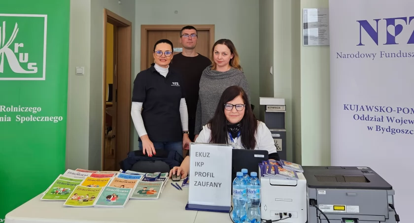 W KRUS-ie wydawali karty EKUZ i mierzyli ciśnienie
