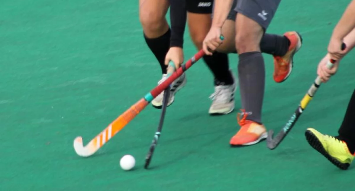 Wiceminister sportu i turystyki spotka się z hokeistami i samorządowcami w Gąsawie