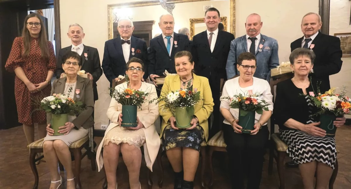 Nie sztuką jest pokochać, sztuką jest wytrwać. Uroczyste Złote Gody w Dworze Marcinkowo Górne