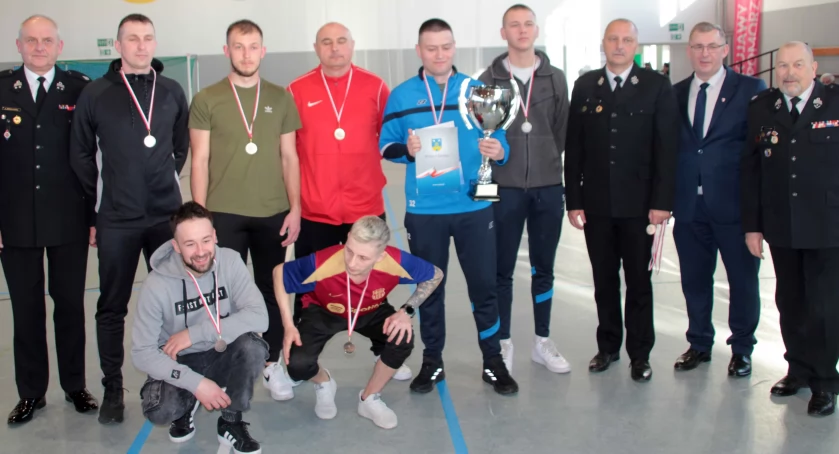 Drużyna OSP Ośno z gminy Janowiec Wlkp. zdobyła tytuł drugiego wicemistrza województwa (fotorelacja)
