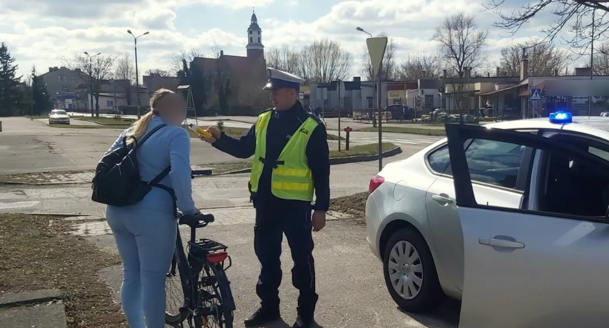 Rowerzyści nie są świętymi krowami, gdy jeżdżą chodnikami i wzdłuż przejść 