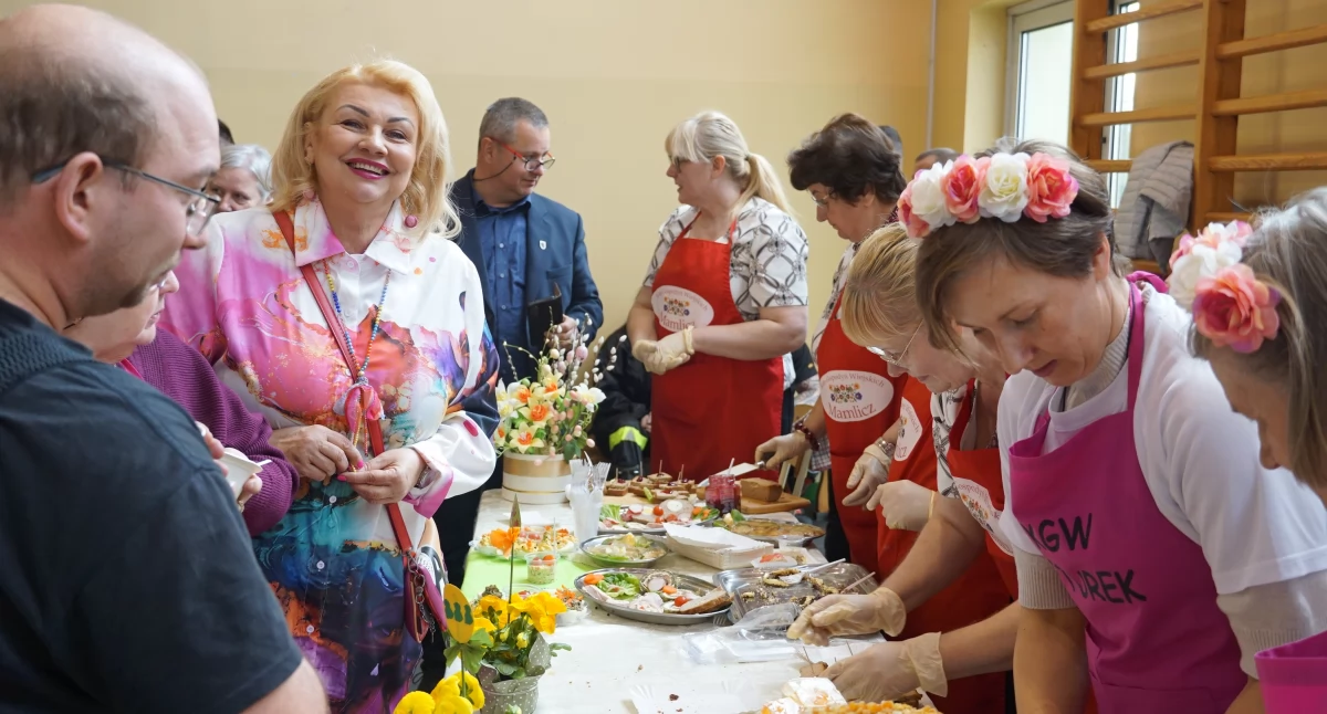 Przedsmak Wielkanocy na jarmarku w Piechcinie