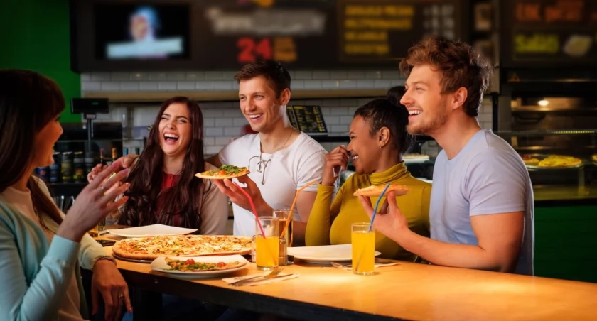 Jak zautomatyzować sprzedaż w pizzerii? Wybór odpowiedniej kasy fiskalnej (artykuł sponsorowany)