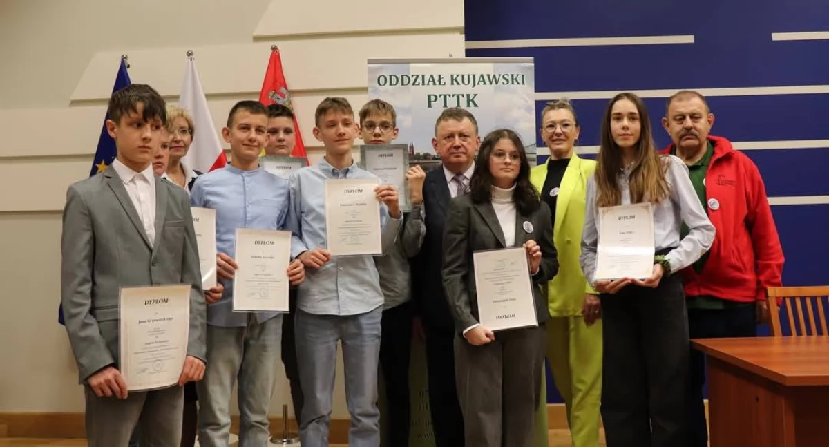 Czołowe lokaty znawców pałuckiej ojcowizny w finale wojewódzkim