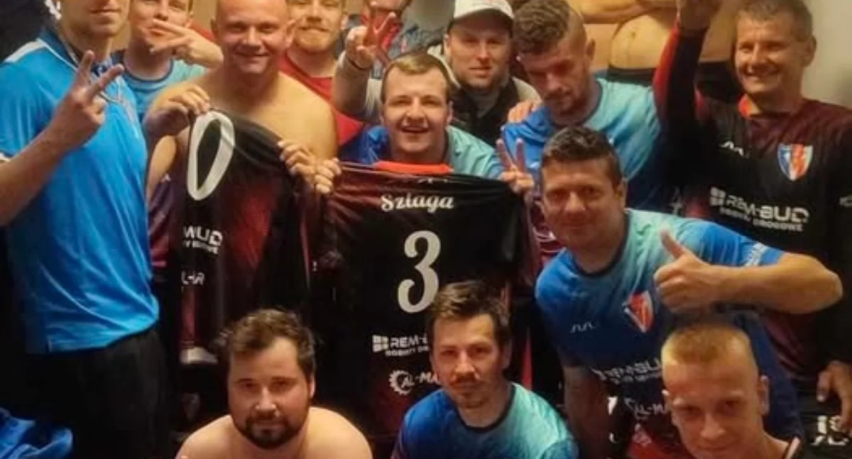 Lider z Kołaczkowa utrzymuje przewagę w aklasowej grupie bydgoskiej