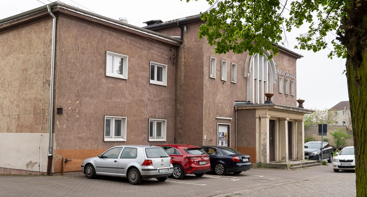 Czy parafia św. Floriana zgadza się na sprzedaż Domu Parafialnego miastu? 