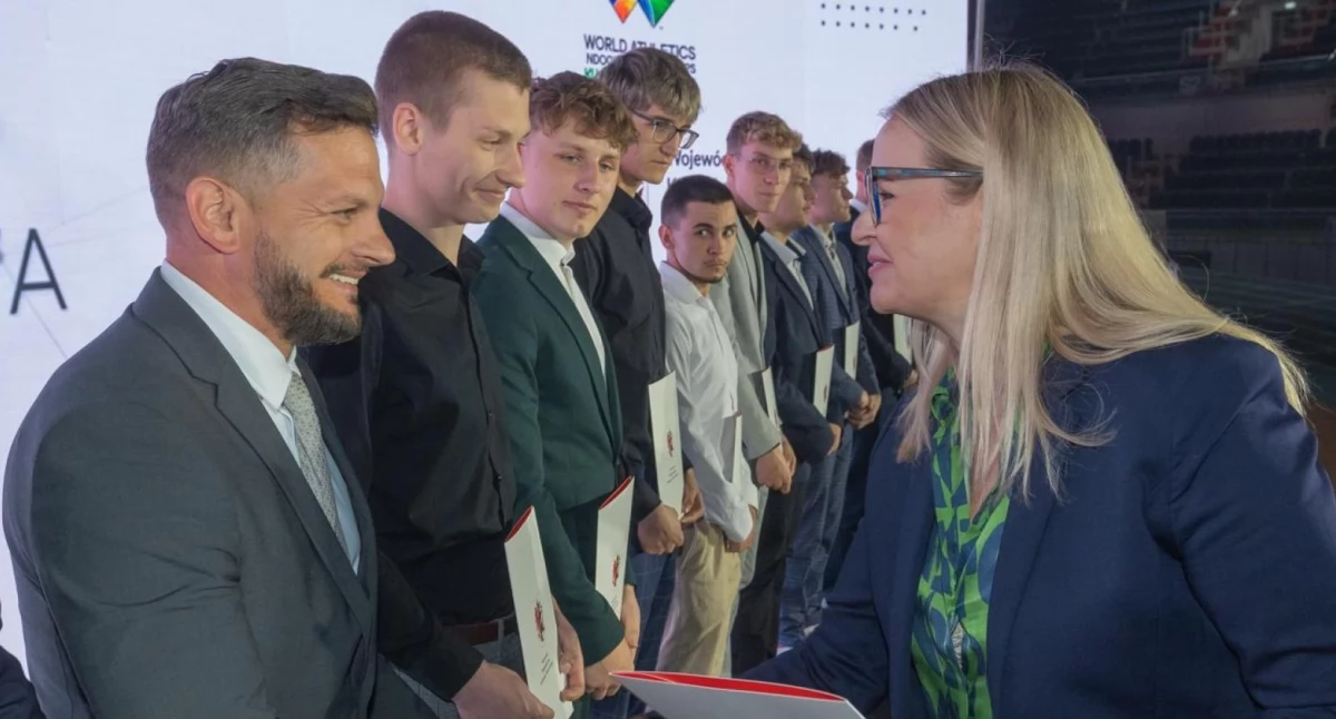 Sportowcy, trenerzy i działacze z nagrodami zarządu województwa
