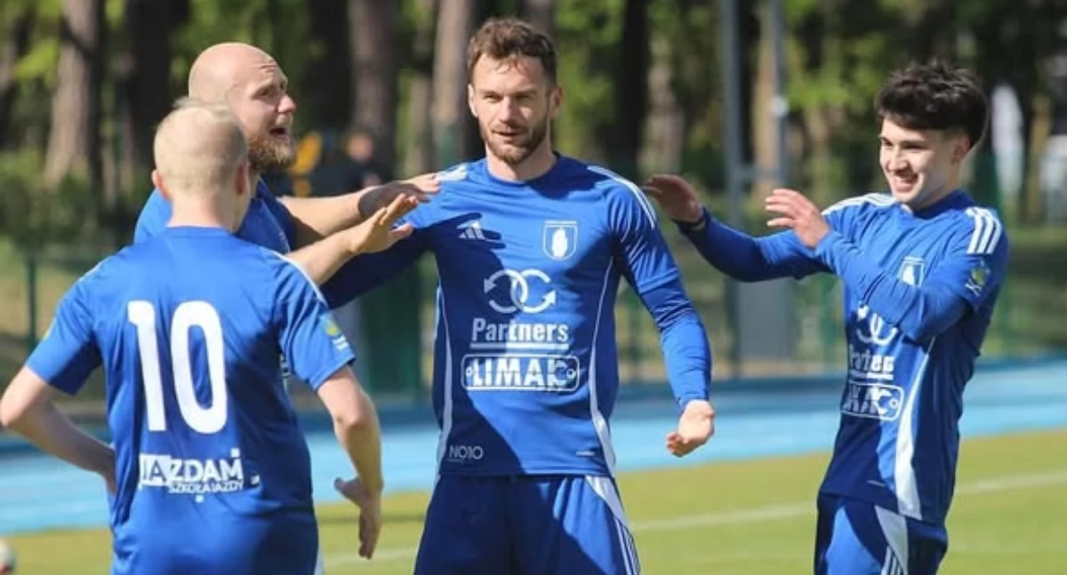 Noteć Łabiszyn o krok od utrzymania się na czwartoligowych murawach