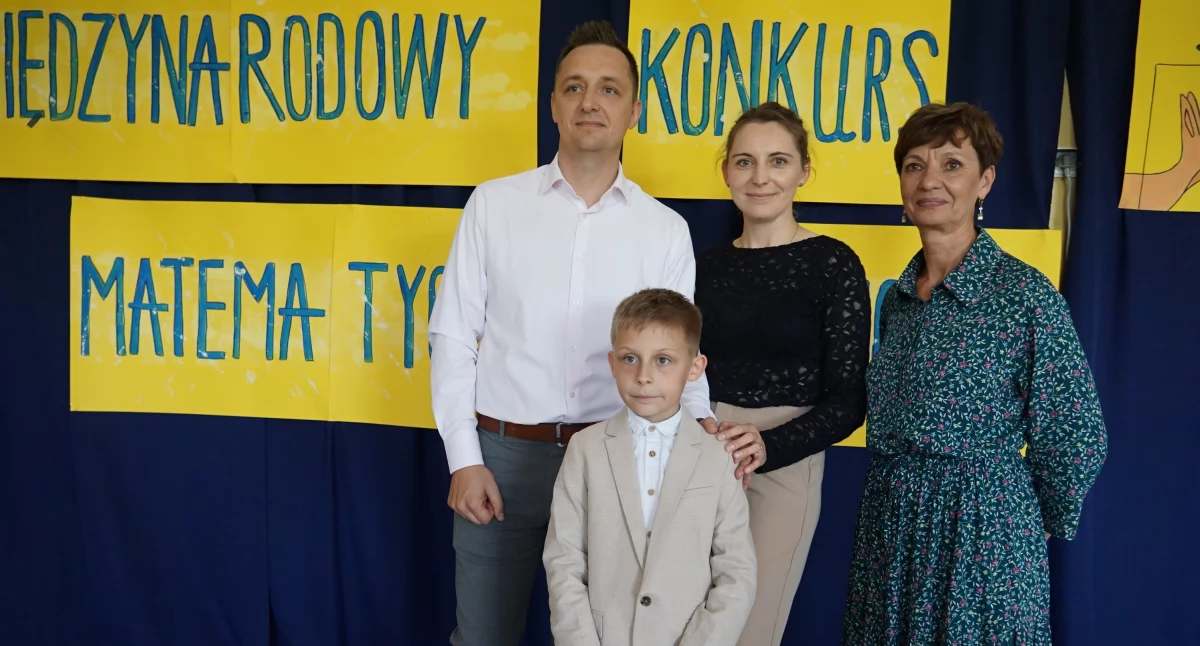 Matematyczne sukcesy uczniów żnińskiej piątki. Tomasz Pioterek: 100% punktów w międzynarodowym Kangurze (film + fotogaleria)
