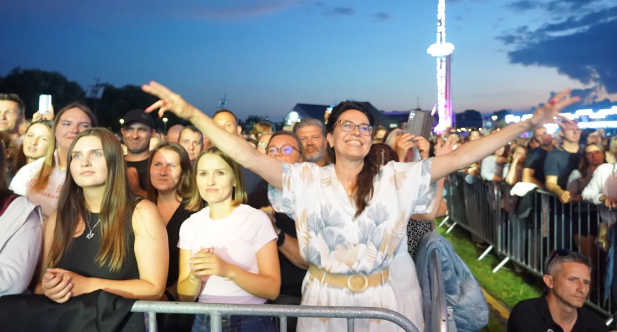 Koncertowy wieczór w Barcinie: Nadmiar, Piaseczny i Grubson (fotogaleria)