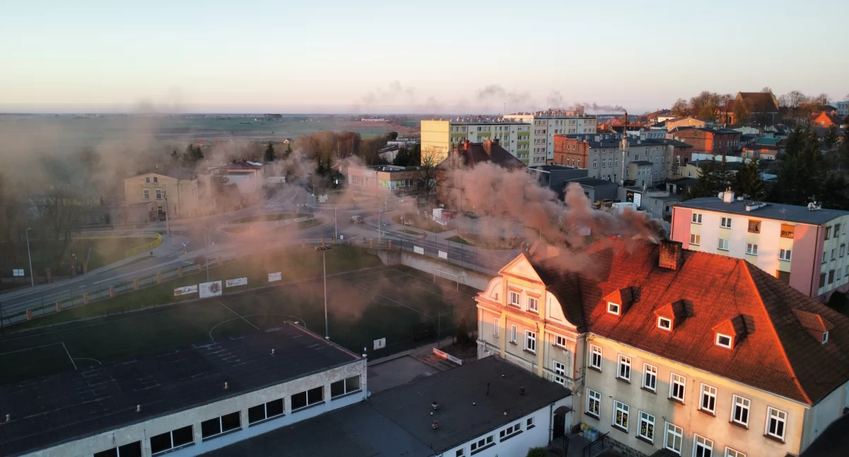 Komin na budynku kcyńskiej podstawówki przestanie zatruwać powietrze