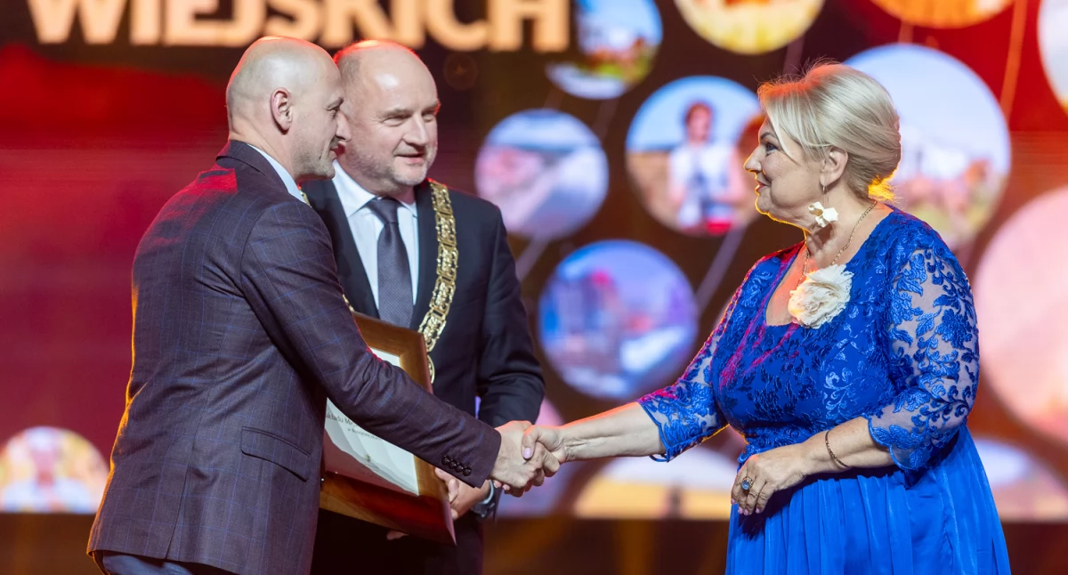 Wyróżnienia Marszałka Województwa dla Frigo, Brzózek, Kwiecińskich i zespołu Pałuki 