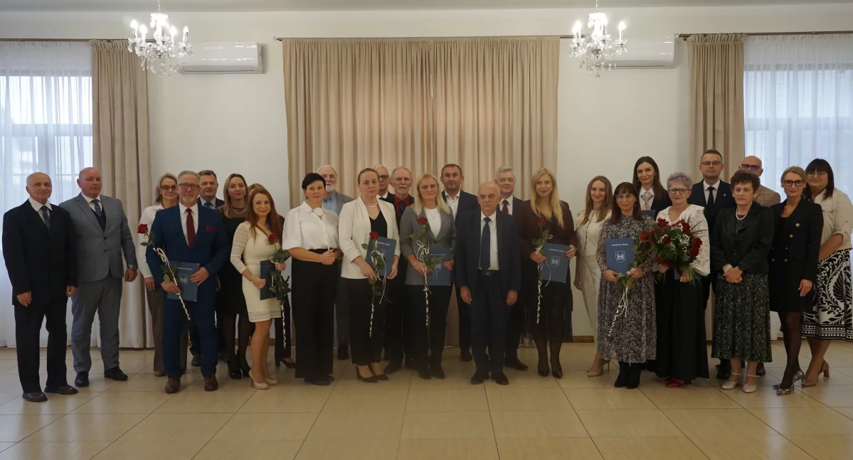 Burmistrz Żnina nagradza nauczycieli (fotogaleria)
