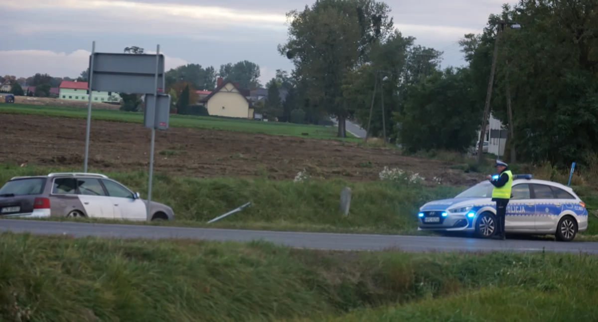Pijany żninianin wjechał audi do rowu w Murczynie