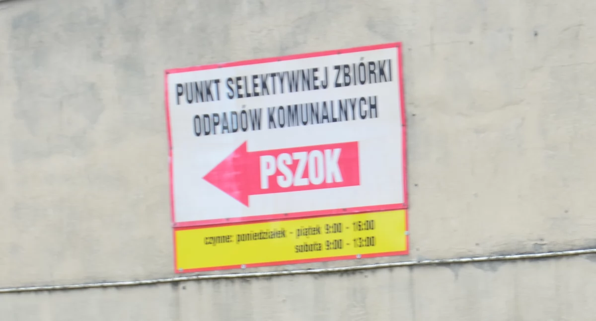 Łabiszyńscy radni minimalnie podnieśli stawkę za gospodarowanie komunalnymi odpadami.