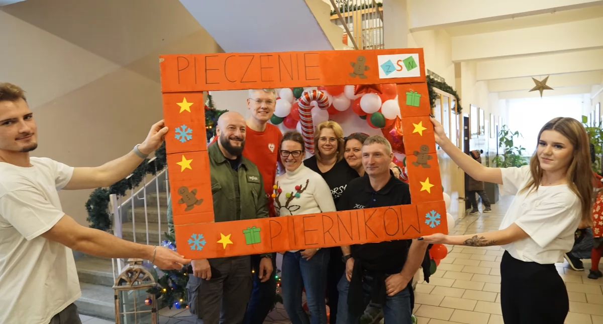 Ósme piernikowe szaleństwo w piechcińskiej szkole (film+fotogaleria)