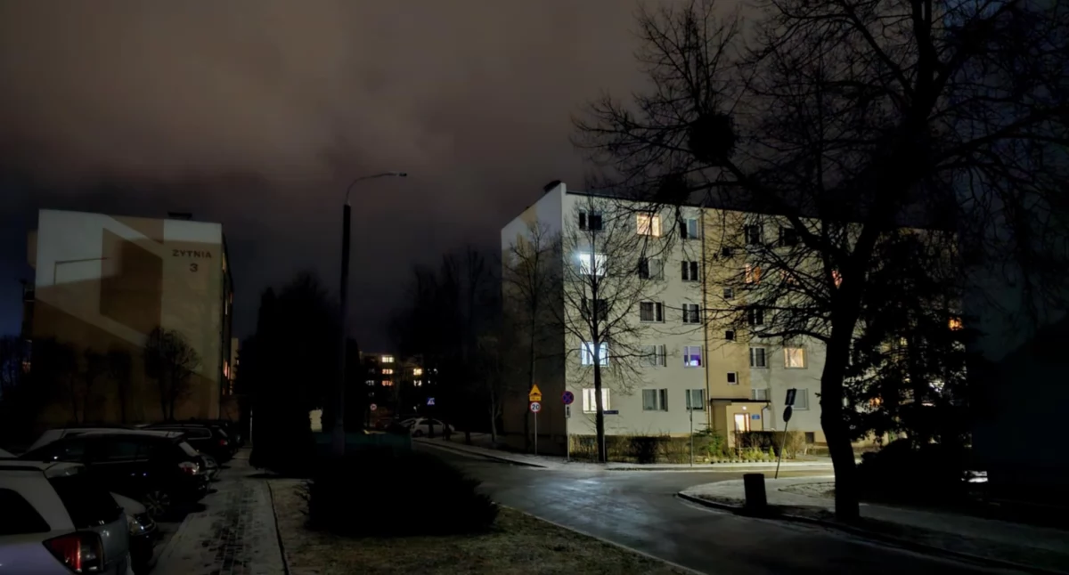 Oświetlenie na ul. Żytniej w Żninie już działa. Burmistrz  nie sterował włączeniami lamp