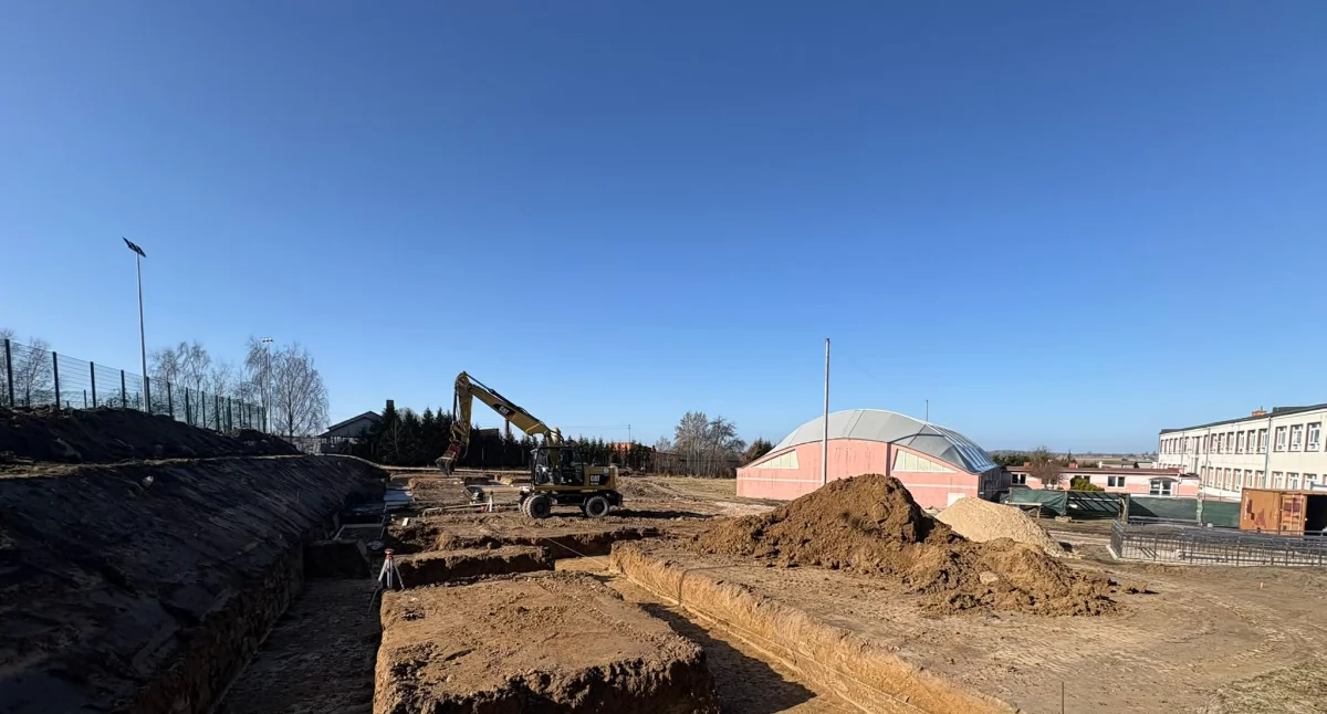 Maszyny wjechały na plac budowy nowego kcyńskiego przedszkola dla 220 maluchów