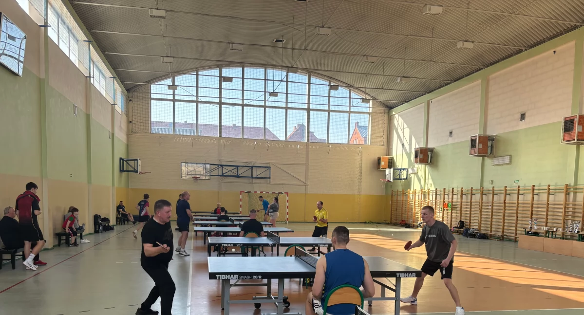 Mikołaj Olszewski oraz Julian Korzus wygrali tenisowy turniej w Kcyni