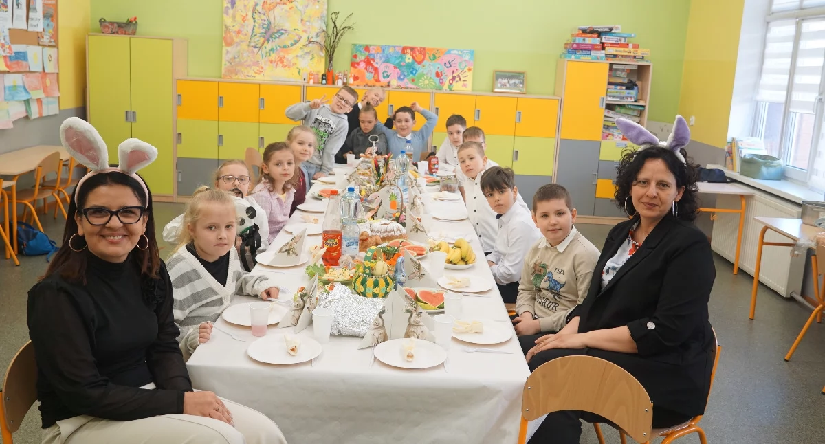 Misterium Pańskie i śniadanie wielkanocne w barcińskiej jedynce (fotogaleria+film)