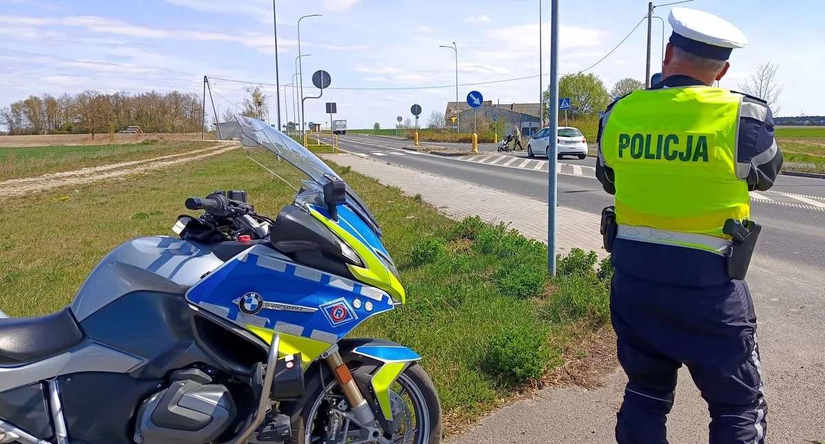 41 wykroczeń kierujących wobec pieszych i 29 przekroczeń prędkości na zebrach