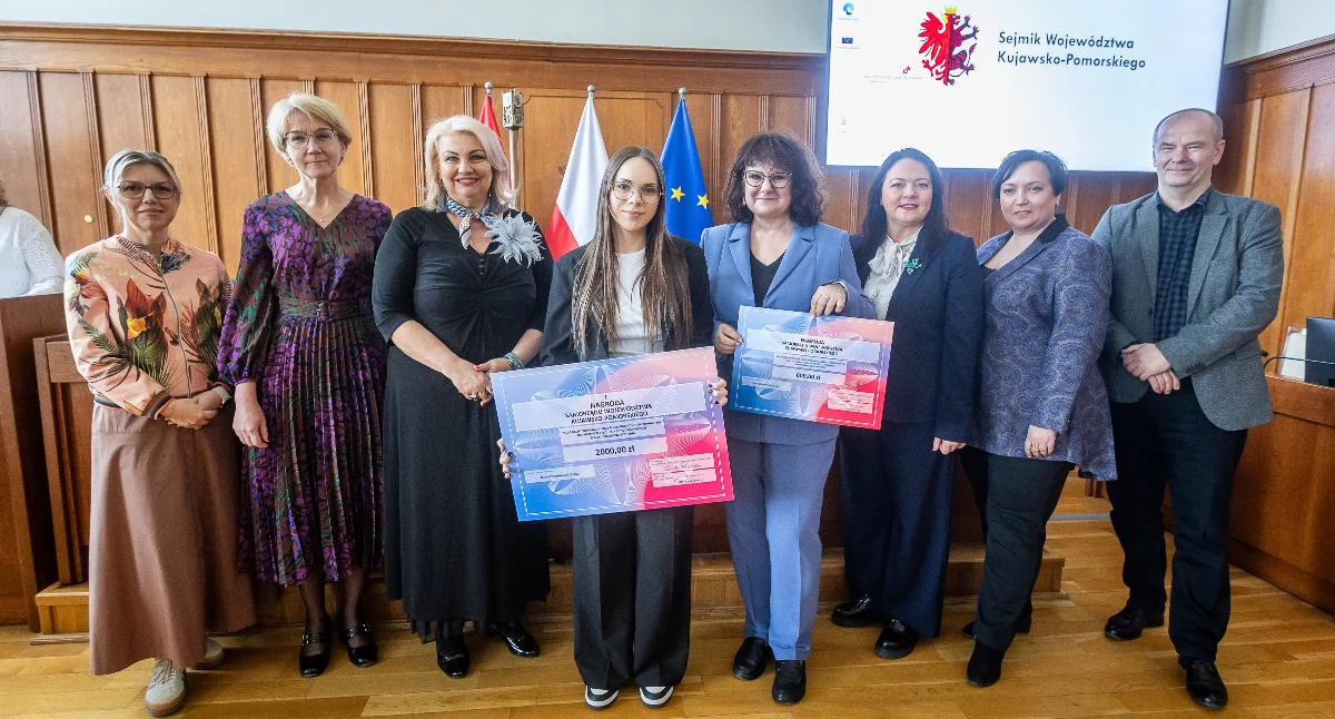 Szubińska licealistka Julia Grabowska wygrała konkurs wiedzy o lokalnym samorządzie