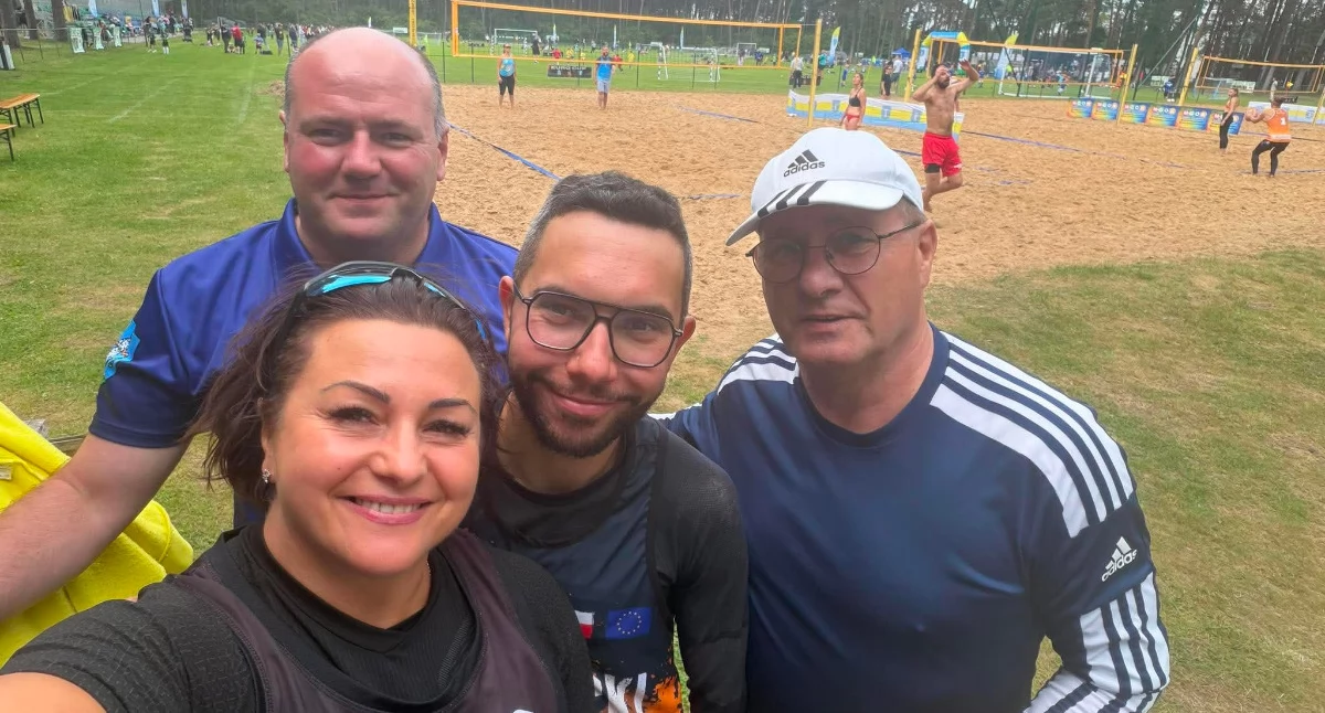 Pierwszy turniej siatkówki plażowej w Janowcu Wielkopolskim dla pary z Trzemeszna i Celcyna.