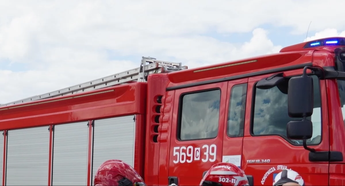 Straż pożarna i pogotowie na weselu w Chomiąży Szlacheckiej. Uczestniczka zabawy zabrana do szpitala