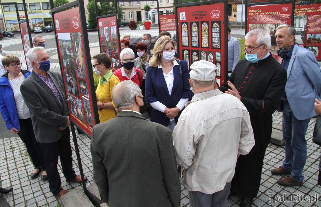 Jubileusz fary na wystawie